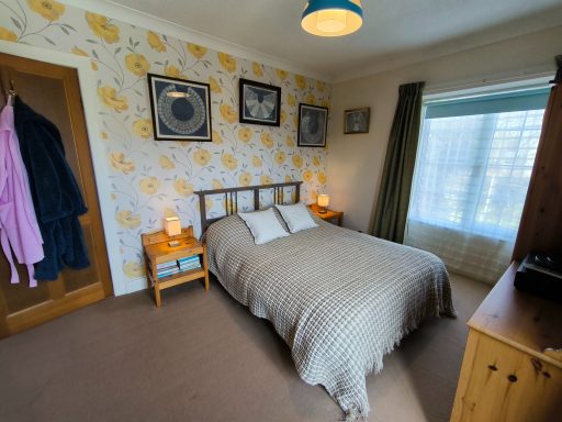 Bedroom 2, also double aspect